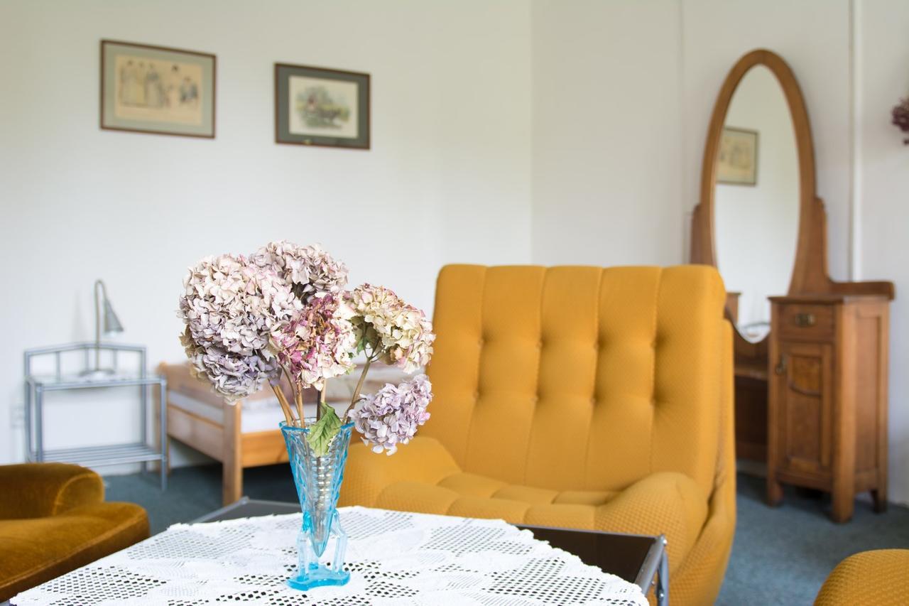 Penzion Signum Laudis Hotell Velké Hamry Exteriör bild